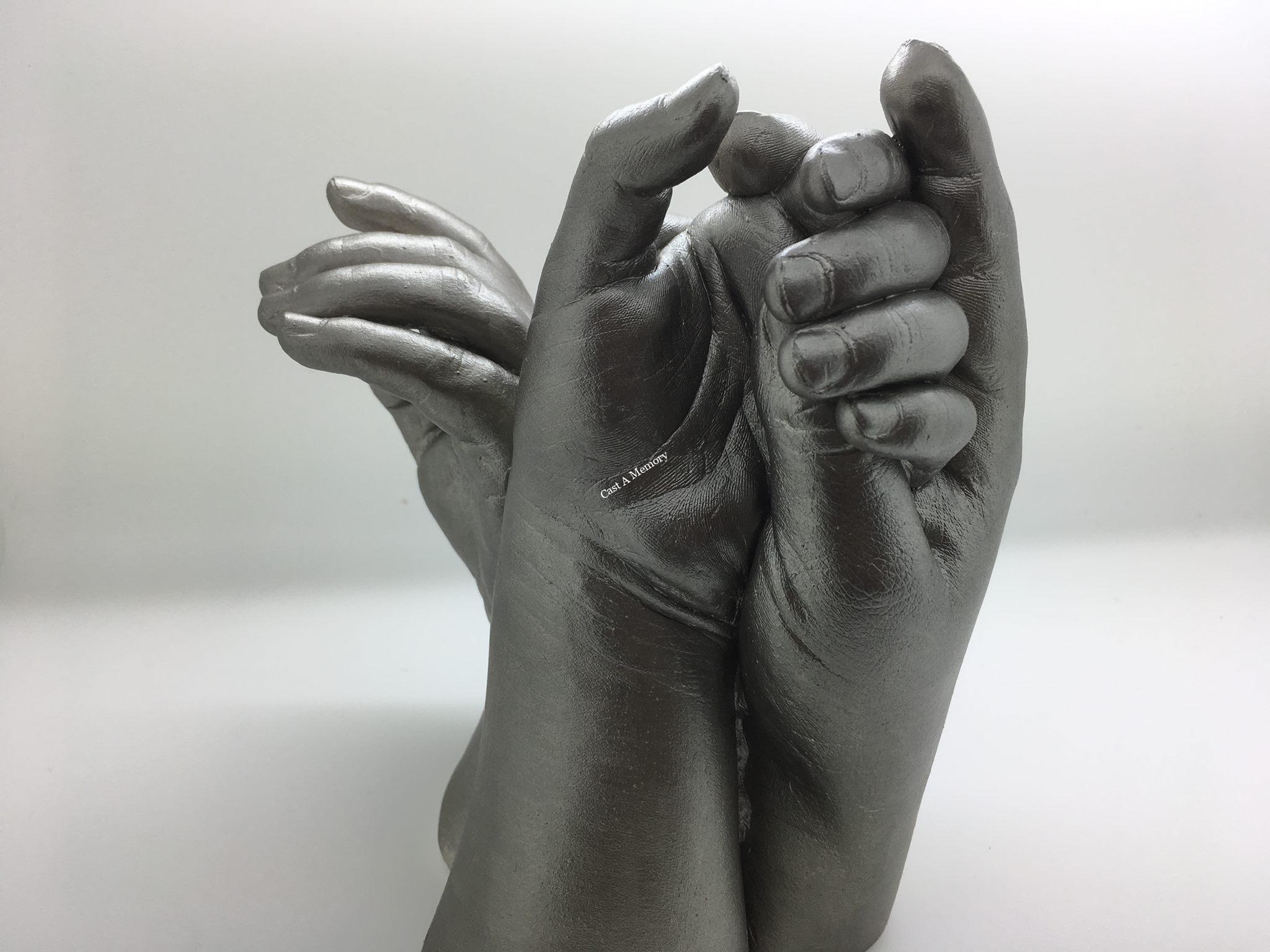 family holding hand cast near me