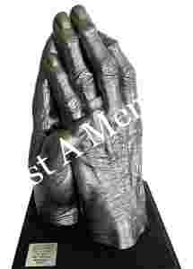 couple holding hands